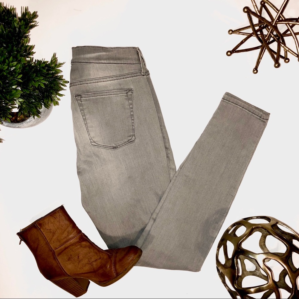 Gap Jeans